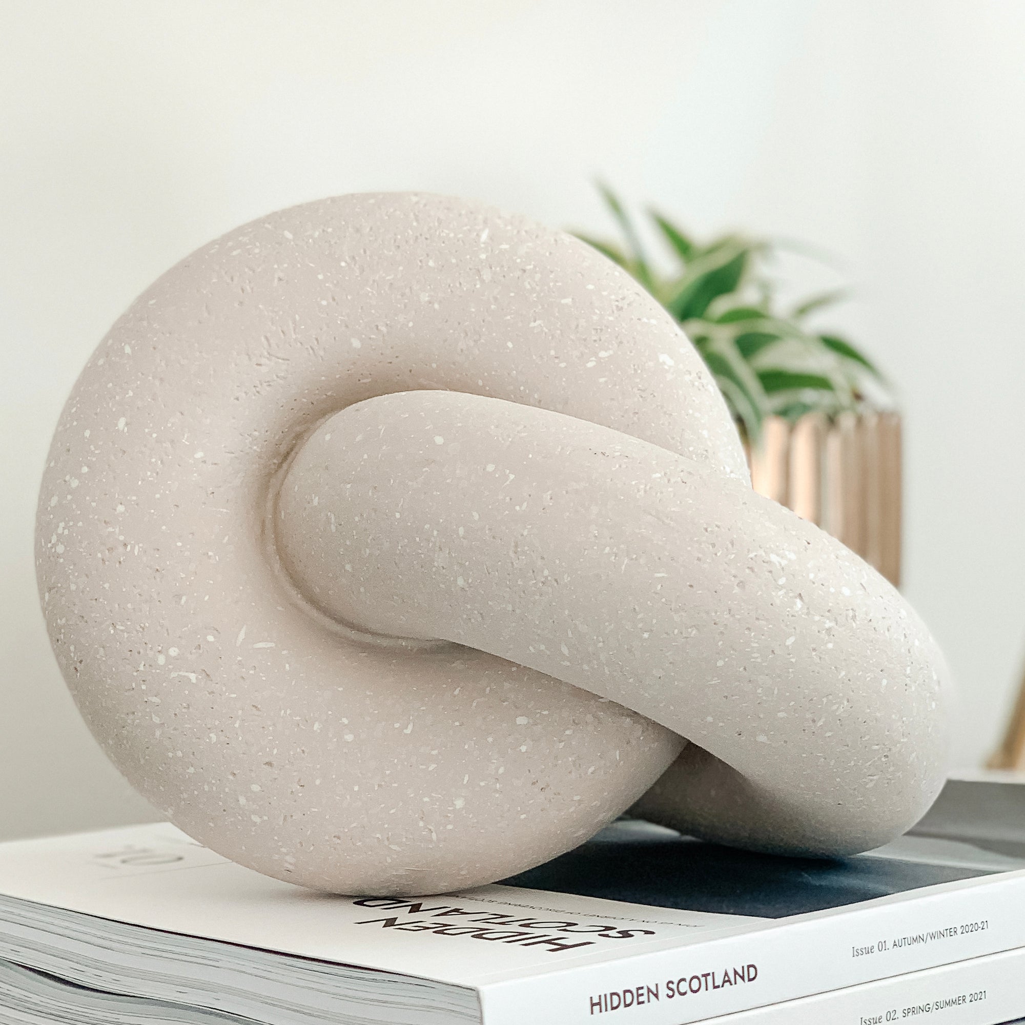 Cream Knot Ornament