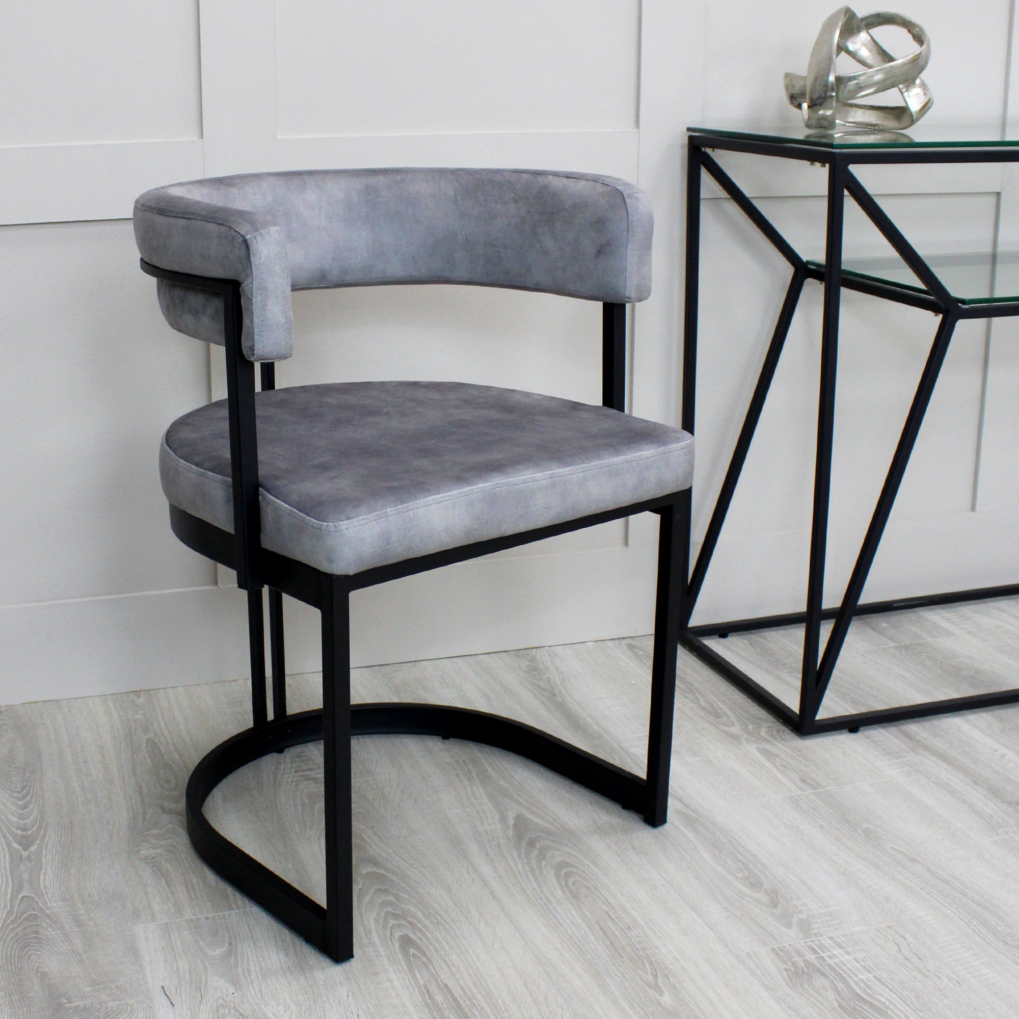 Mia Curved Grey Velvet Dining Chair